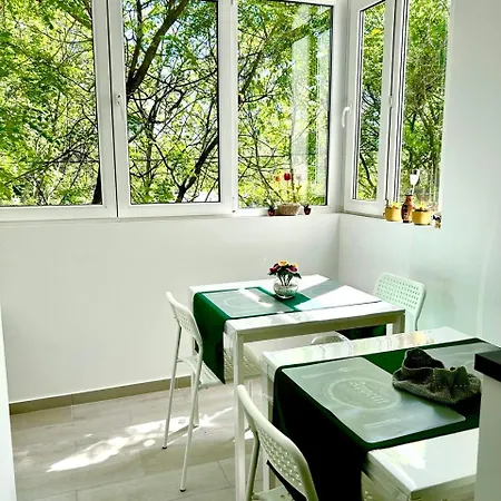 Dulce Luna Bed & Breakfast 3*